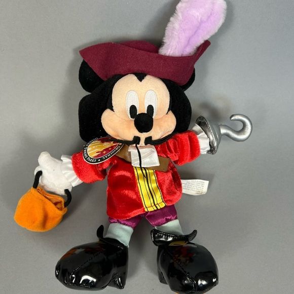 ❌SOLD❌ Disney Authentic Disneyland 2006 Halloween Plushie - Picture 2 of 11